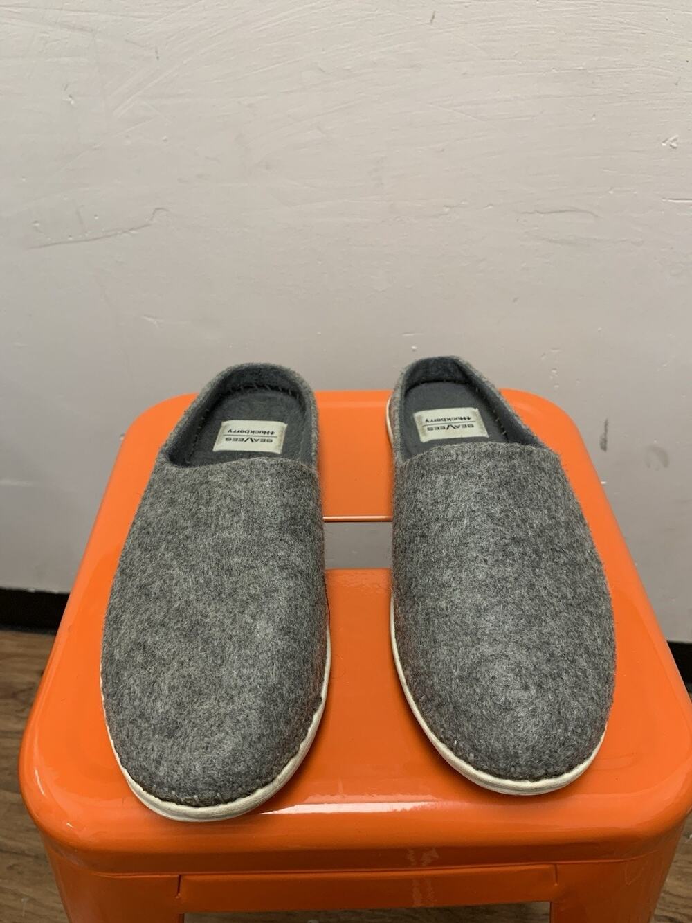 Seavees Womens Mule Slipper Size 10